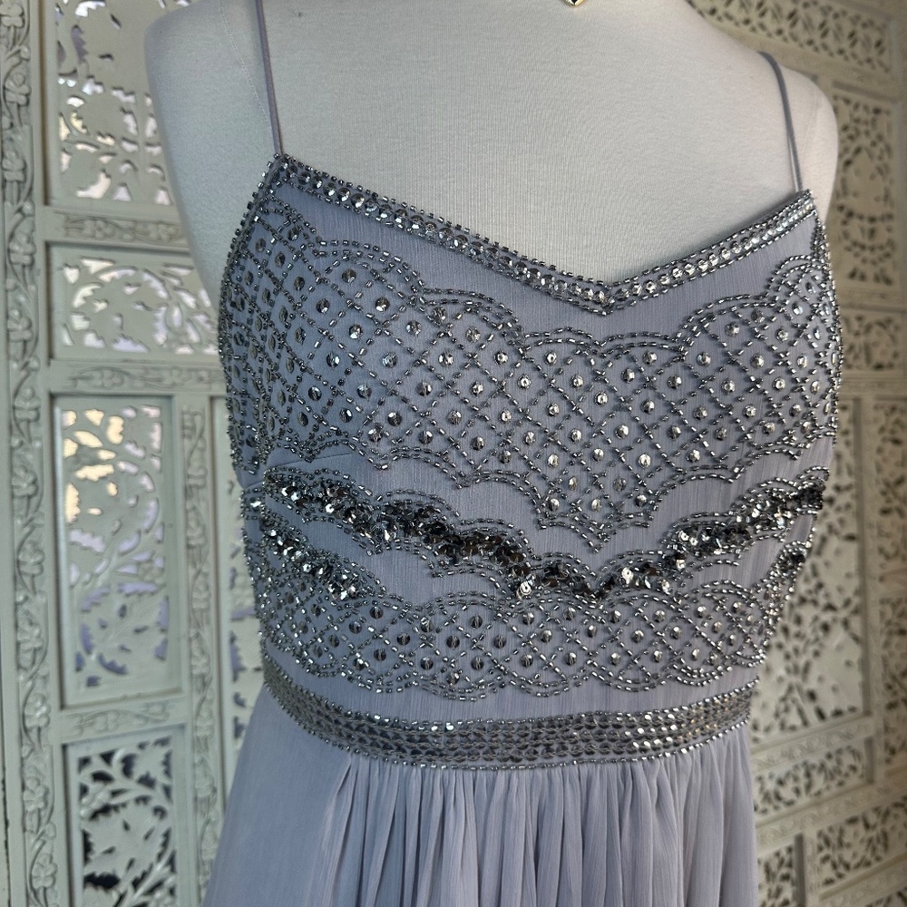 Adrianna Papell Gray Sequin Beaded Fairy Formal Flowy Chiffon Long Gown Sz Small - Picture 2 of 9